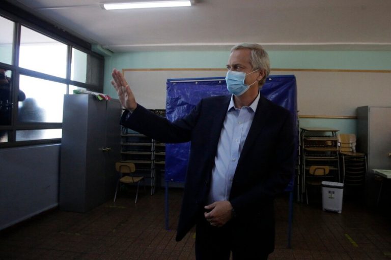 José Antonio Kast a Sebastián Sichel: 