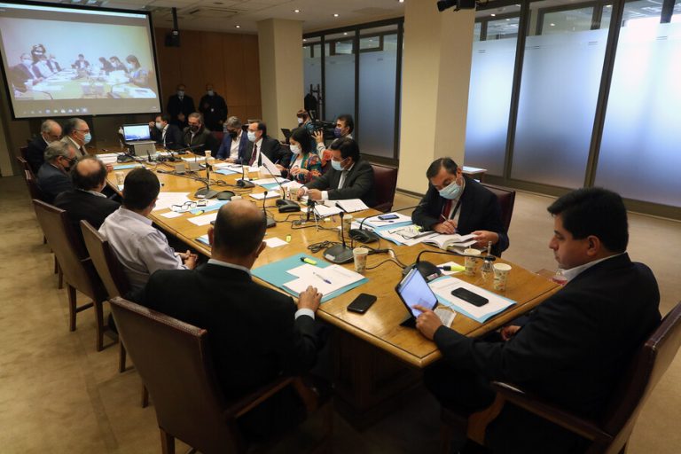 Suspenden comisión mixta en que se iba a discutir cuarto retiro del 10%