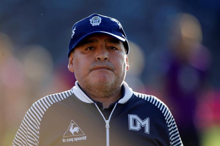 Un año sin Maradona: ¿Por qué fue enterrado sin corazón y en qué está su causa?