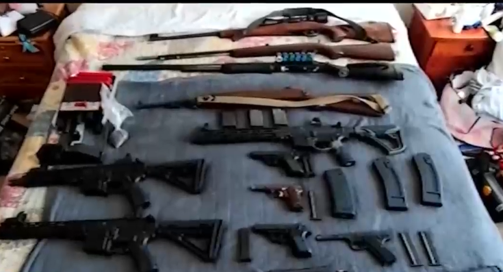 Decomisan armas de guerra: Venían en una encomienda desde Estados Unidos