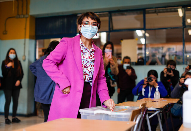 Karina Oliva declarará ante la Fiscalía en investigación por gastos electorales