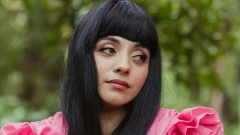 “Todavía me da mucho pudor”: Mon Laferte reveló que sufrió abuso sexual en su infancia