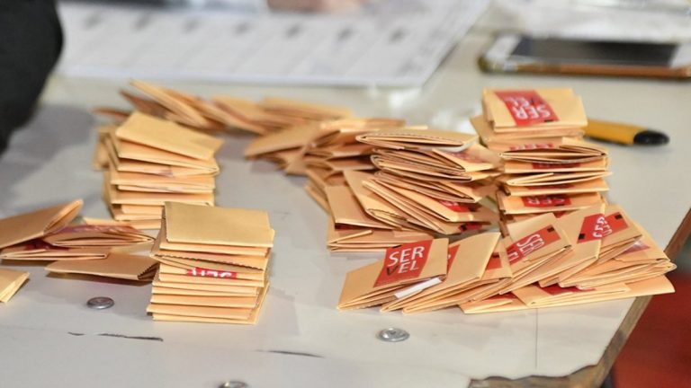 Guía del votante: ¿Puedo votar con el carnet vencido?