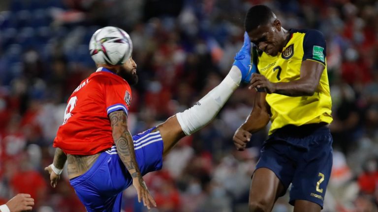 “Yo preguntaba 'dónde está la cámara, esto tiene que ser una broma”: JC Rodríguez no podía creer lo que vivió ayer Chile ante Ecuador