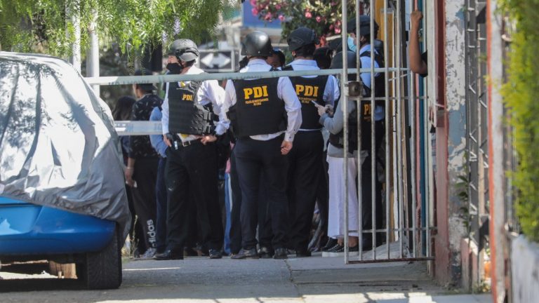 Lo aseguró Fiscalía: Mujer que se quitó la vida en Conchalí tenía depresión y había asistido a un funeral el día anterior