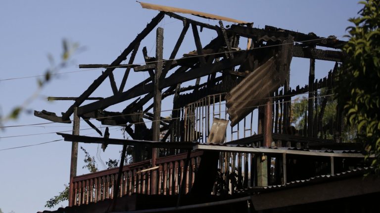 Tragedia en Cerro Navia: Macabro incendio dejó a siete personas fallecidas