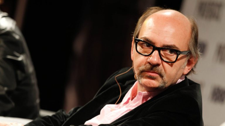 El renacer de Luis Gnecco manejando Uber: “Me ha devuelto a la vida”