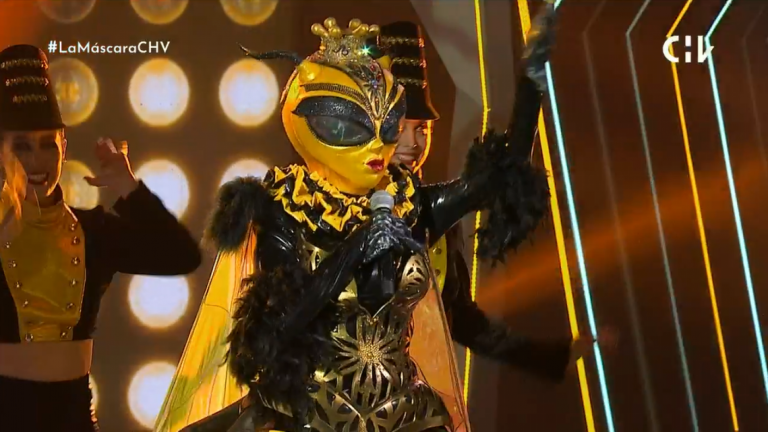 ¡Larga vida a la reina! Avispa se adueñó del escenario con su glamour en ¿Quién es la Máscara?