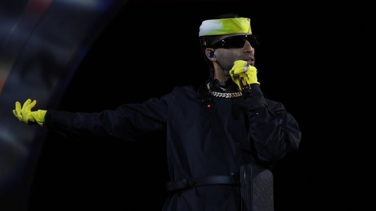 La tragedia que golpea a Arcángel: Su hermano menor murió en accidente automovilístico