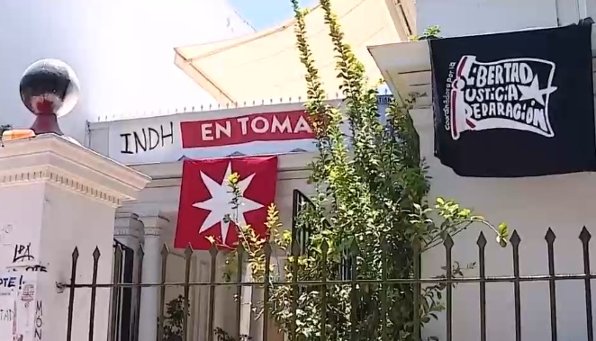 Toma de la sede del INDH: Vecinos denuncian consumo de alcohol y ruidos molestos