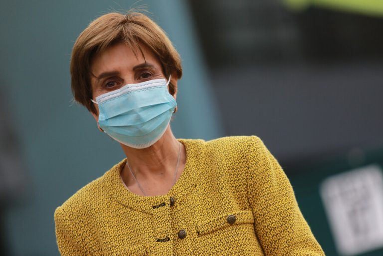 Paula Daza valoró la vigilancia epidemiológica de Chile para detectar el primer caso de ómicron