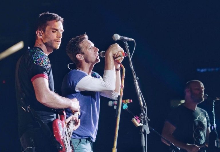 Coldplay confirma su regreso a Chile: Camila Cabello será invitada especial
