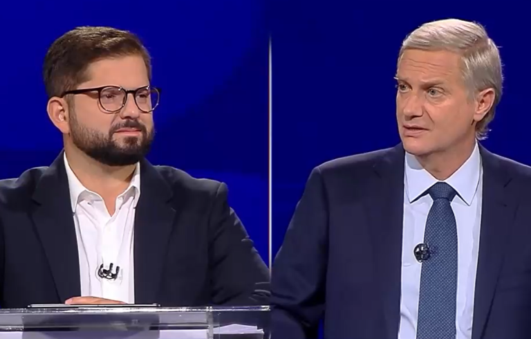 La pregunta de Kast que reflotó acusación de acoso contra Boric: 