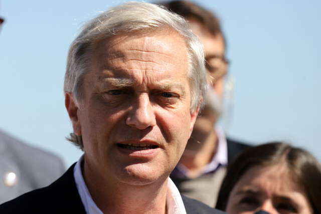 Kast apunta contra respaldo de Bachelet a Boric: 