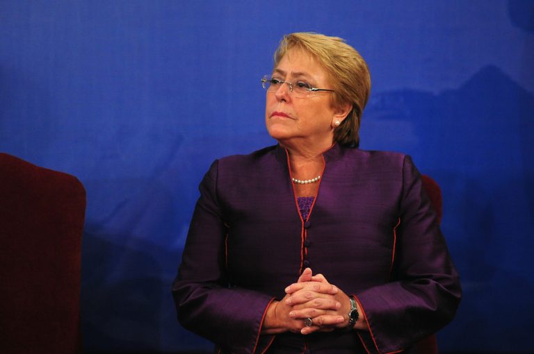 Cancillería y respaldo de Bachelet a Boric: “No vemos inconvenientes en que exprese su preferencia electoral”