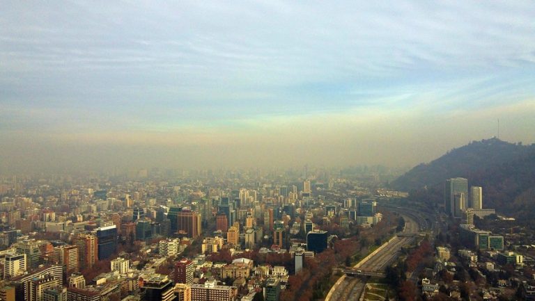 Un estudio vincula la contaminación del aire con la progresión del Alzheimer