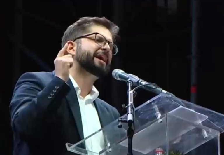Gabriel Boric se manifestó en contra de proyectos que destruyen Chile: 