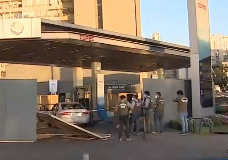 Choque tras persecución y balacera en el centro de Santiago