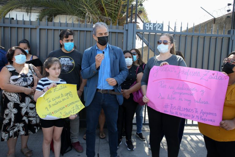 Colegio de Profesores denuncia miles de despidos injustificados: Acusan 