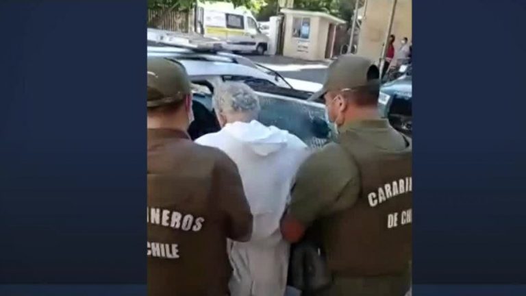Su yerno encontró el cuerpo: Adulto mayor asesinó a su esposa con un cuchillo en San José de Maipo