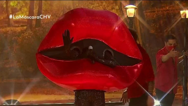 ¡Te amo, te amo! Al ritmo de Franco Simone, Boca sorprendió al jurado de ¿Quién es la Máscara?