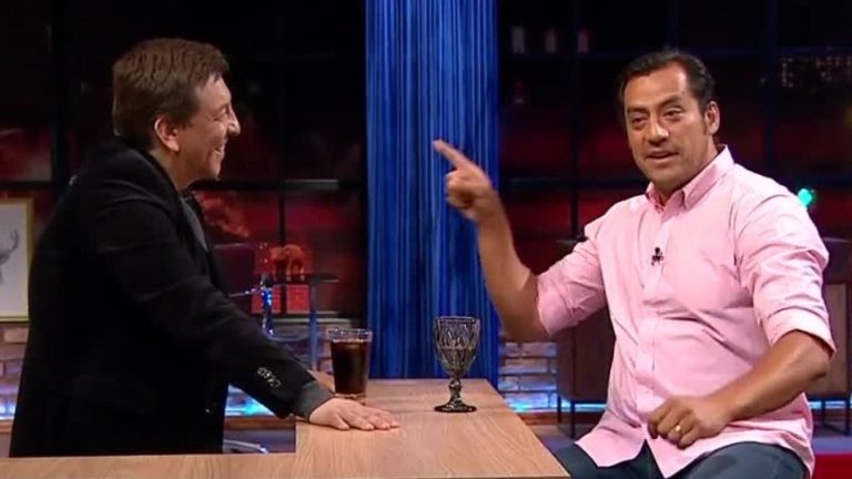 “Ya Teao, haz parar el metro”: Hotuiti cuenta cómo fue su llegada a Santiago, en “Pero con Respeto”