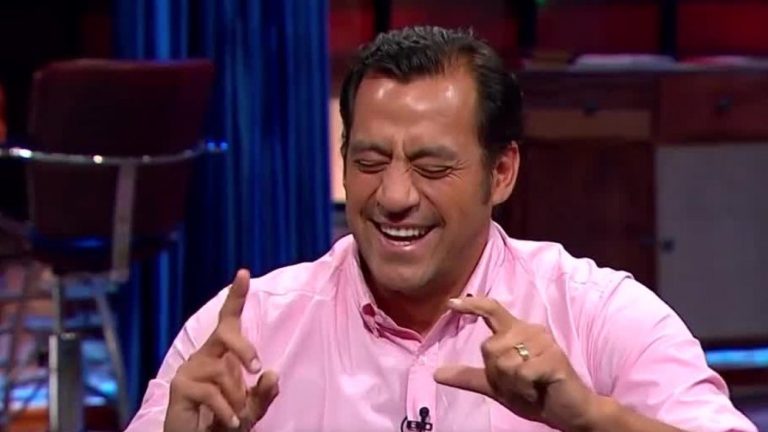 En Anakena, sin ropa y siendo fotografiados por turistas: ¡Así despertaron Hotuiti y Fran Ayala tras su noche de bodas!