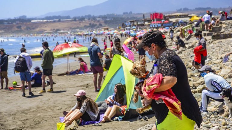 Este martes llega el verano: ¿Se puede freír un huevo al sol con este calor?