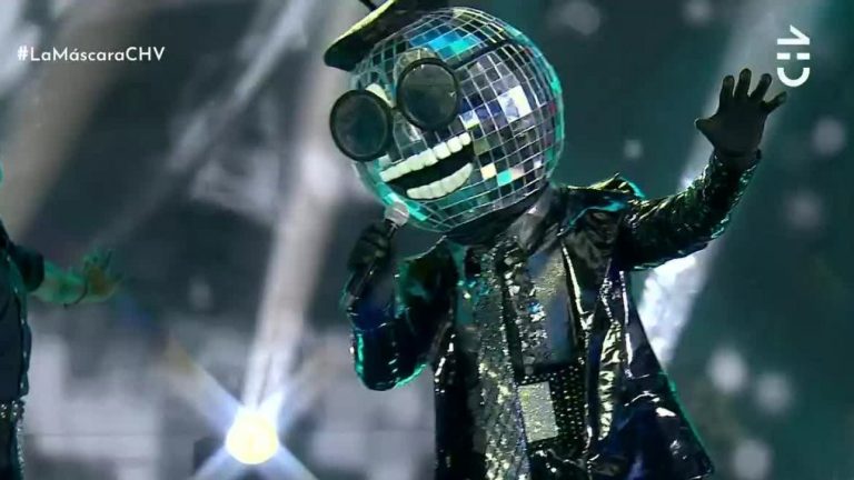 ¡Fiel a su romanticismo! Bola Disco se la jugó con una canción de Raphael en la Gran Final de 