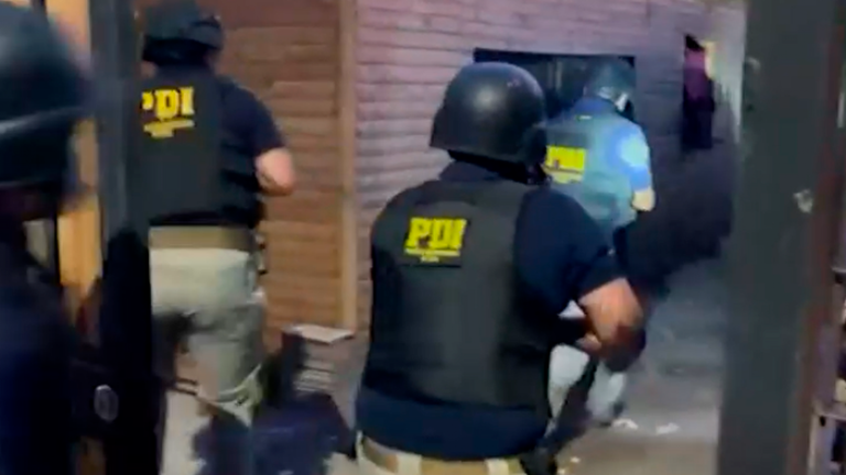 Intenso operativo: PDI logró detener a peligrosa banda de falsos policías