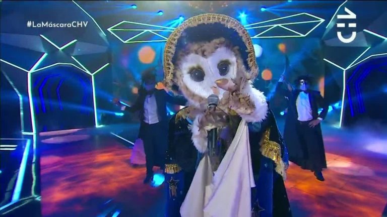 ¡Déjame llorar! Esta fue la primera presentación de Lechuza, abriendo la tercera temporada de ¿Quién es la Máscara?