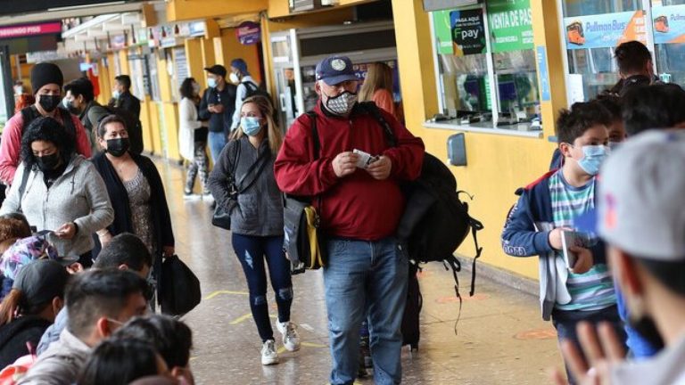 Acusan alza de precios en pasajes de bus a vísperas de año nuevo