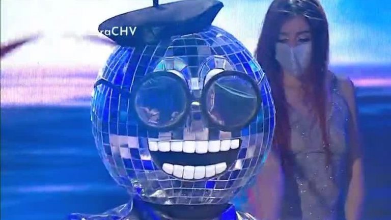 ¡Llegó romántico a la semifinal! Bola disco se lució con su interpretación de 