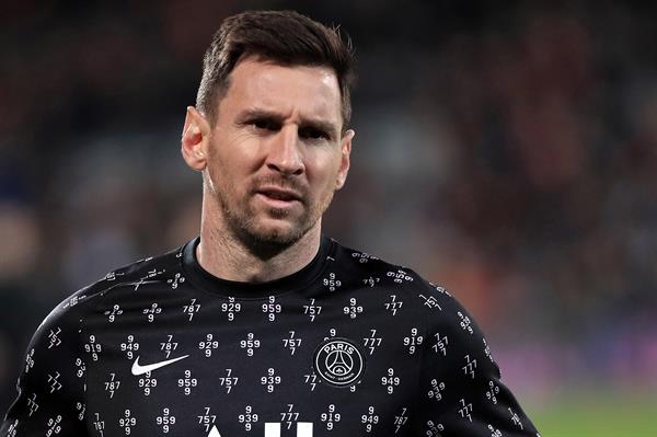 Alarmas en el PSG: Messi dio positivo por COVID-19 y cumplirá cuarentena en Argentina