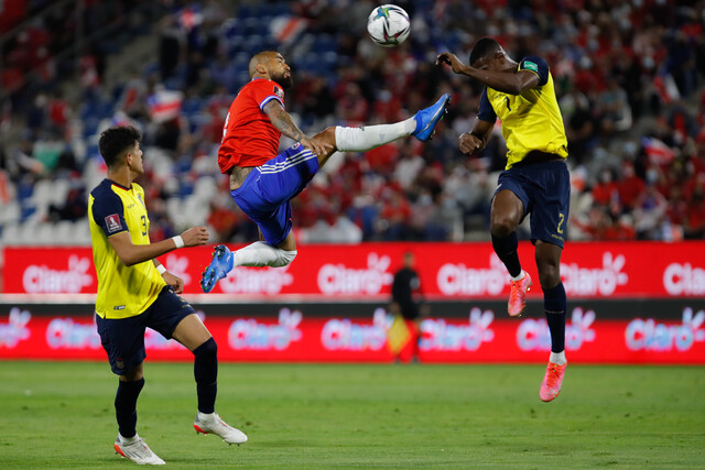 Lapidario: Chile jugará sin público y Arturo Vidal fue suspendido por tres fechas