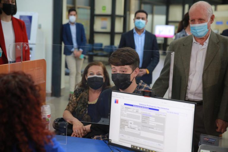 Ya entró en vigencia la ley: ¿Cómo cambiar el orden de los apellidos y quiénes pueden hacerlo?