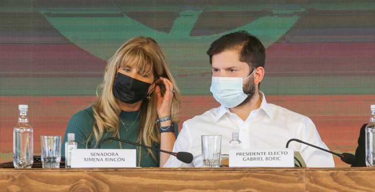 Así fue el encuentro de la senadora Rincón con Gabriel Boric tras polémica por audio filtrado