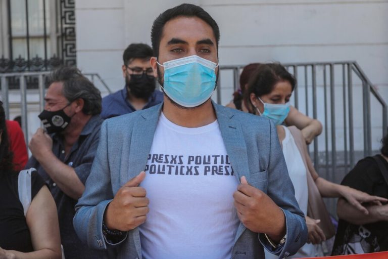 Ley de Indulto General: Asamblea de familiares por los presos políticos se reunió con Boric