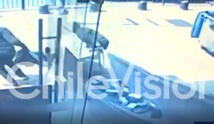 Videos exclusivos: Revelan imágenes del asalto a local de celulares que terminó en una balacera en La Florida