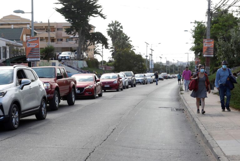 Regiones con alerta de tsunami y evacuaciones: Así se vivió en Chile la erupción del volcán submarino en Tonga
