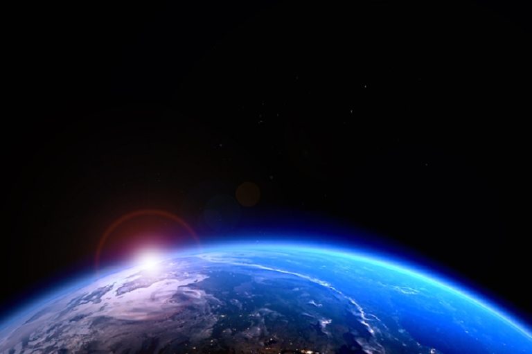 La NASA advierte que gran asteroide pasará cerca de la Tierra este martes