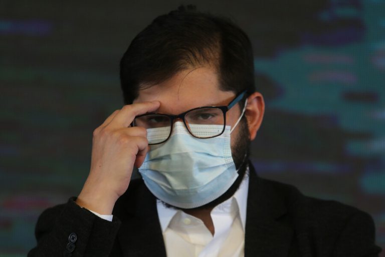 Gabriel Boric y proyecto de indulto: Llama a 