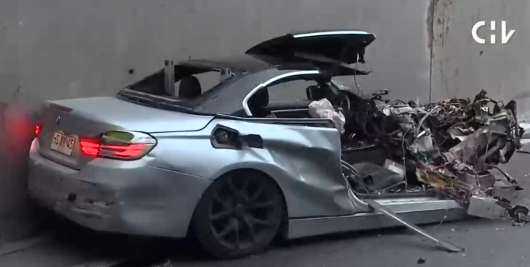 Mujer murió en impactante choque con camión: Se investiga si iba con cinturón de seguridad