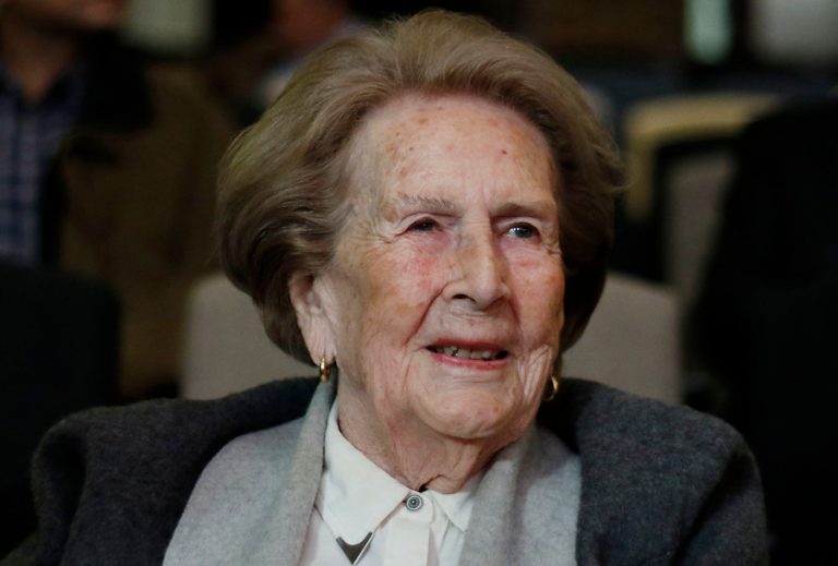 Leonor Oyarzún, ex Primera Dama y viuda de Patricio Aylwin, murió este viernes a los 102 años
