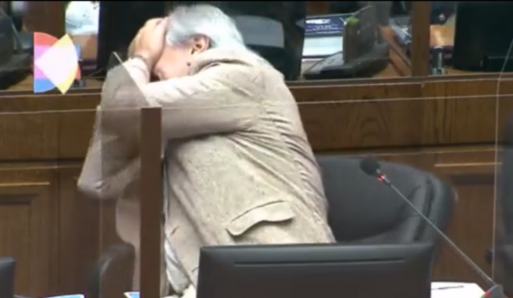 “Tenemos que hacernos un antígeno prostático”: El lapsus de Moreira que desató carcajadas en el Senado