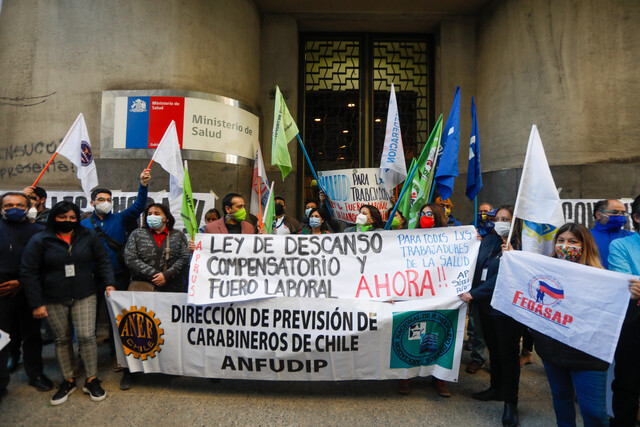 Ya es ley: Trabajadores de la salud podrán optar a un descanso compensatorio de 14 días hábiles