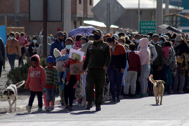 “Durmiendo con cuchillos”: Así son las noches del personal de salud en Colchane