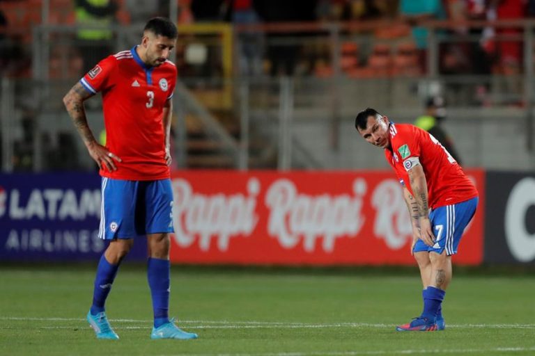 Reconocido periodista argentino tras derrota de Chile: “Hay teles baratas para ver el mundial”