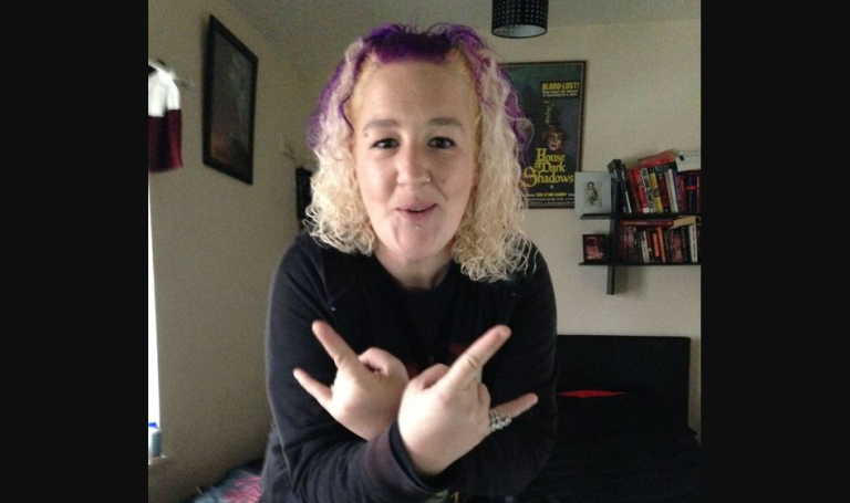 Trabajadora robó millonaria suma a mujer en silla de ruedas y lo confesó durmiendo