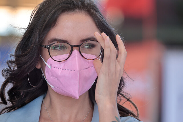 Camila Vallejo confirma subsecretarios y jefa de asesores tras reunión de gobierno entrante